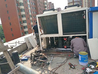 冷却塔增加除污器